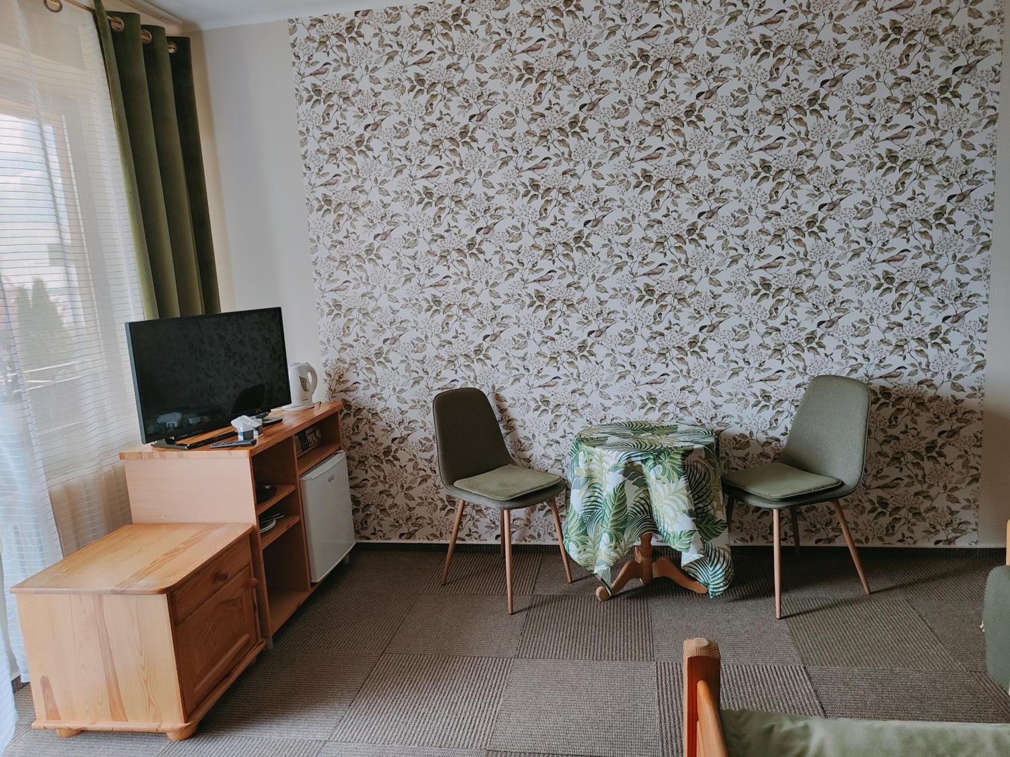 Pokoje Goscinne U Broni Mielno  Quarto foto